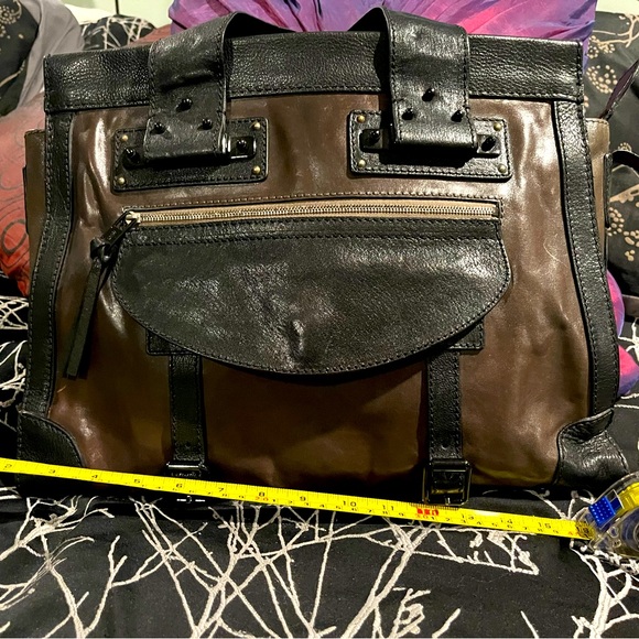 Large Chloe Weekender Bag 👜 - Picture 8 of 15